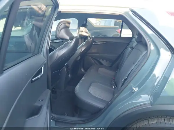 KNDCR3LE8R5188066 2024 KIA NIRO - Image 8