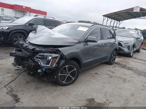 KNDCR3LE8S5213215 2025 KIA NIRO - Image 2