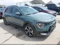 KNDCR3LE8S5232041 2025 KIA NIRO