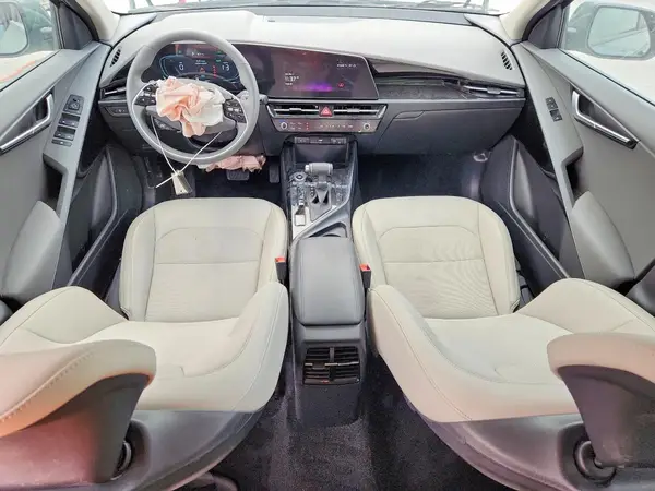 KNDCR3LE8S5233559 2025 KIA NIRO - Image 8