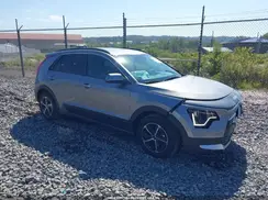 KNDCR3LE8S5239572 2025 KIA NIRO