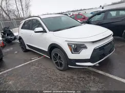 KNDCR3LE8S5254413 2025 KIA NIRO