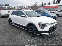 KNDCR3LE8S5259935 2025 KIA NIRO