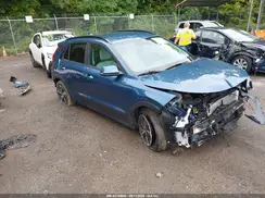 KNDCR3LE8S5275049 2025 KIA NIRO