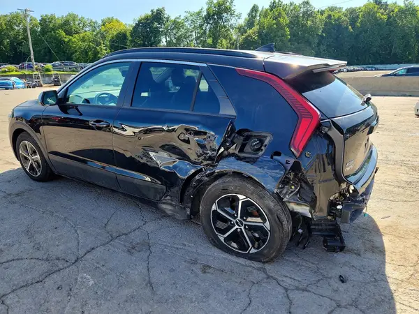 KNDCR3LE9P5037119 2023 KIA NIRO - Image 2