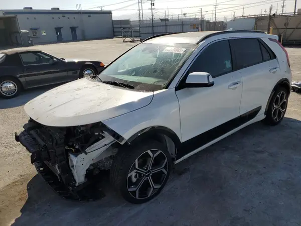 KNDCR3LE9P5043566 2023 KIA NIRO - Image 1