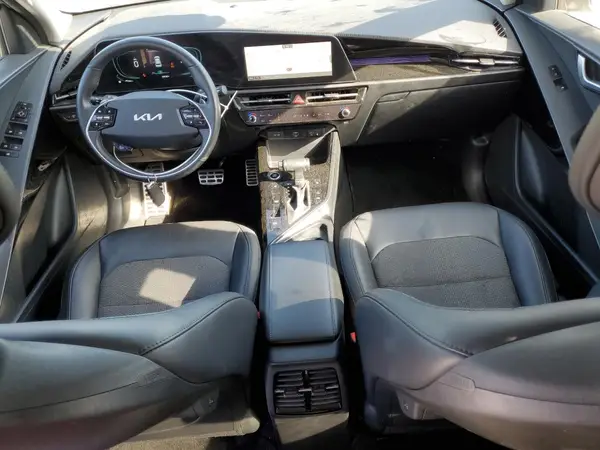 KNDCR3LE9P5043566 2023 KIA NIRO - Image 8