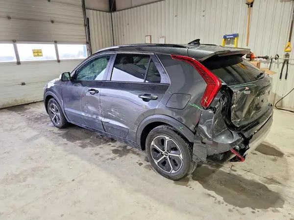 KNDCR3LE9P5046998 2023 KIA NIRO - Image 2