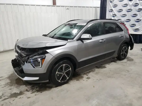 KNDCR3LE9P5049139 2023 KIA NIRO - Image 1