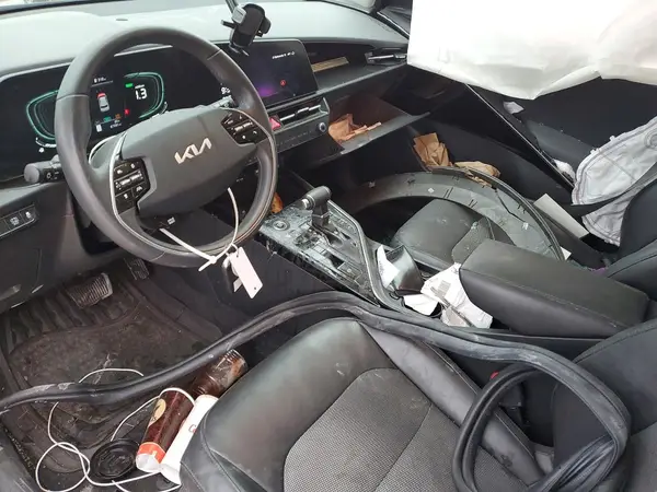 KNDCR3LE9P5052817 2023 KIA NIRO - Image 8