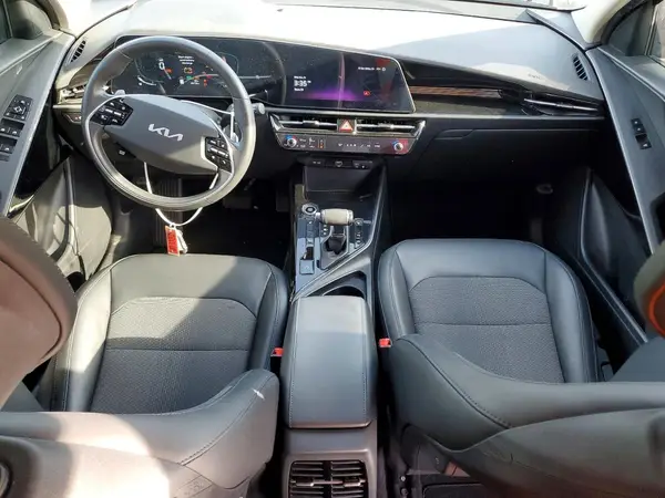 KNDCR3LE9P5057676 2023 KIA NIRO - Image 8