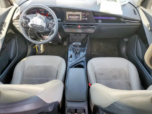 KNDCR3LE9P5058407 2023 KIA NIRO - Image 8