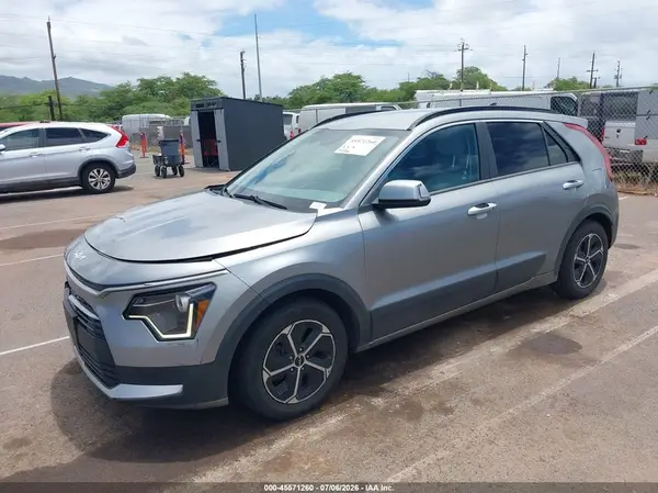 KNDCR3LE9P5059864 2023 KIA NIRO - Image 2