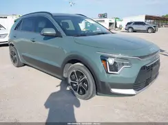 KNDCR3LE9P5066782 2023 KIA NIRO