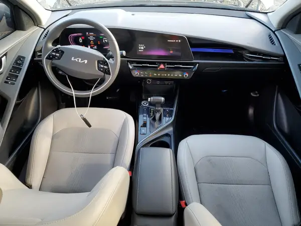 KNDCR3LE9P5070654 2023 KIA NIRO - Image 8