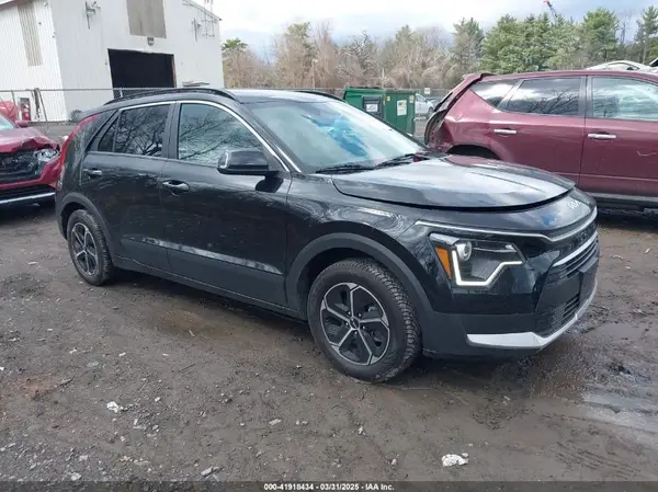 KNDCR3LE9P5085574 2023 KIA NIRO - Image 1