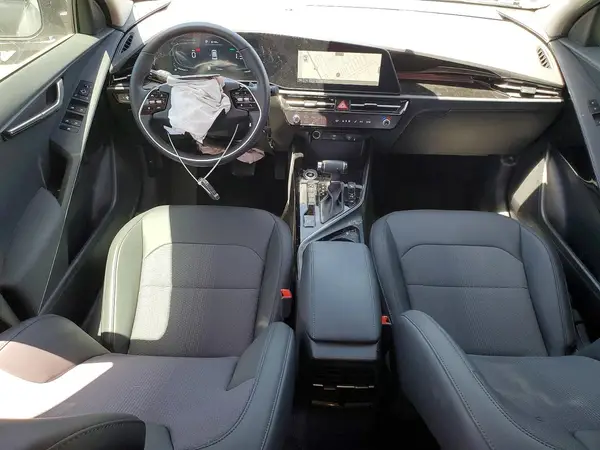 KNDCR3LE9R5153990 2024 KIA NIRO - Image 8