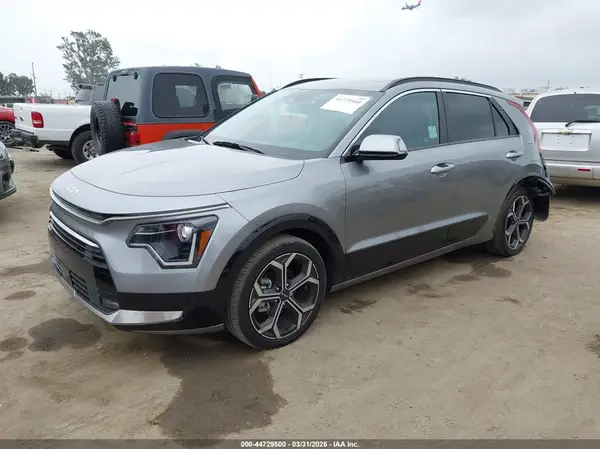 KNDCR3LE9R5168909 2024 KIA NIRO - Image 2