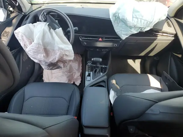 KNDCR3LE9R5188111 2024 KIA NIRO - Image 8