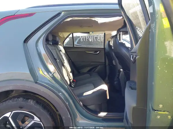 KNDCR3LE9R5192577 2024 KIA NIRO - Image 8