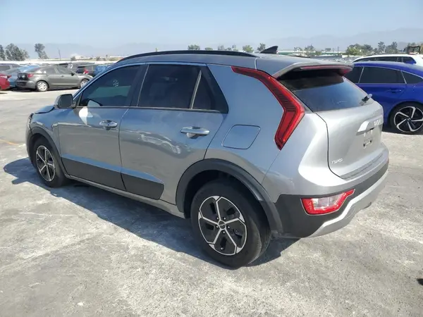 KNDCR3LEXP5043513 2023 KIA NIRO - Image 2
