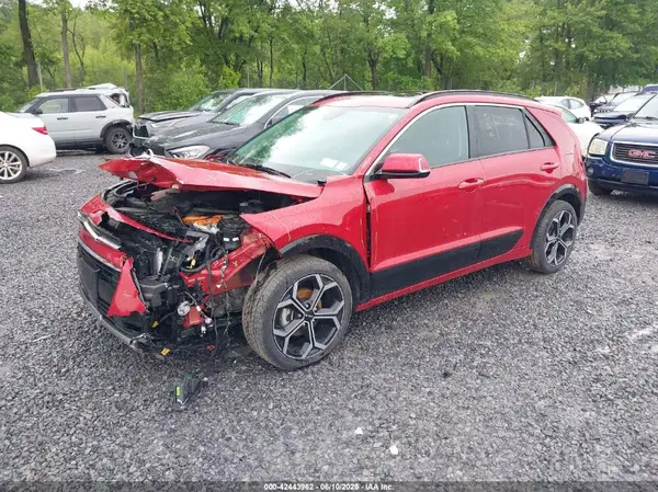 KNDCR3LEXP5044709 2023 KIA NIRO - Image 2