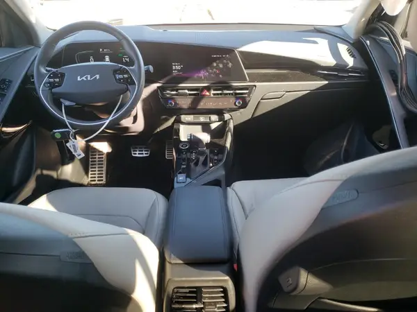 KNDCR3LEXP5048596 2023 KIA NIRO - Image 8