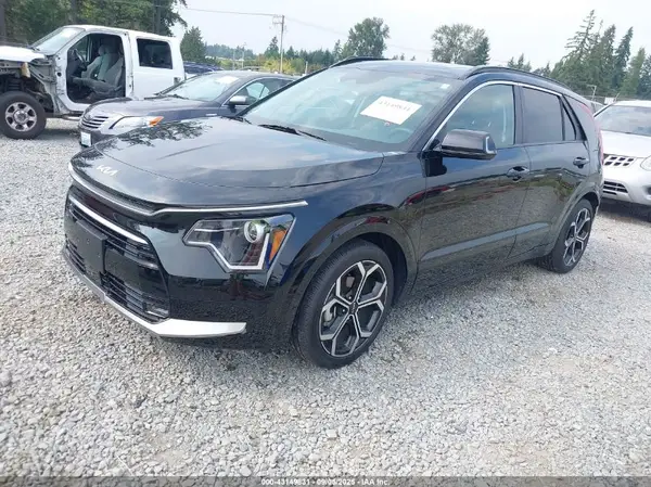 KNDCR3LEXP5054866 2023 KIA NIRO - Image 2
