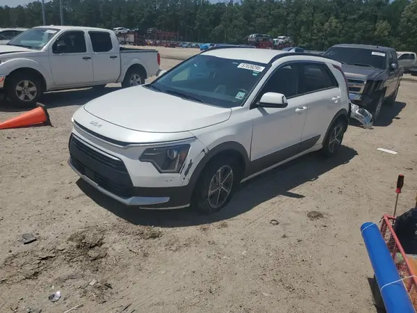 KNDCR3LEXP5057203 2023 KIA NIRO - Image 1