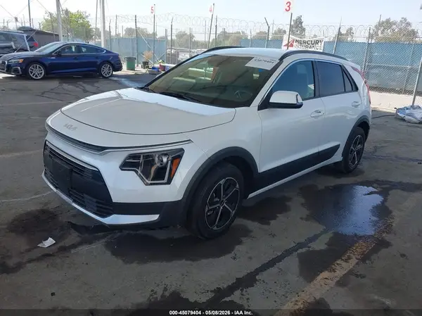 KNDCR3LEXP5080223 2023 KIA NIRO - Image 2