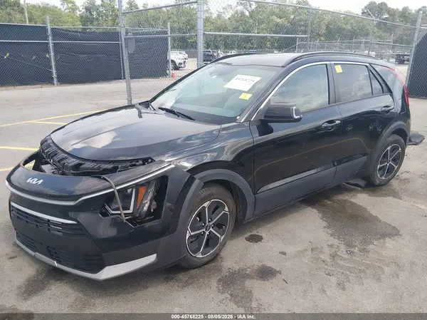 KNDCR3LEXP5080562 2023 KIA NIRO - Image 2