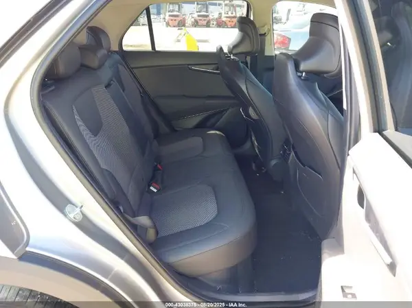 KNDCR3LEXP5083350 2023 KIA NIRO - Image 8