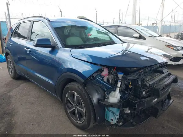 KNDCR3LEXP5101684 2023 KIA NIRO - Image 1
