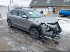 KNDCR3LEXP5111809 2023 KIA NIRO