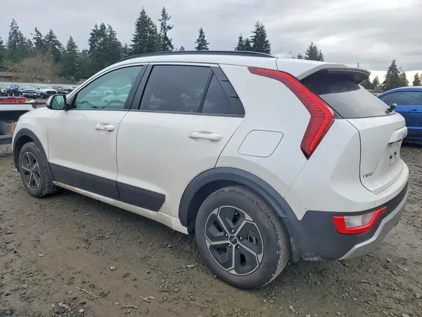 KNDCR3LEXR5126474 2024 KIA NIRO - Image 2