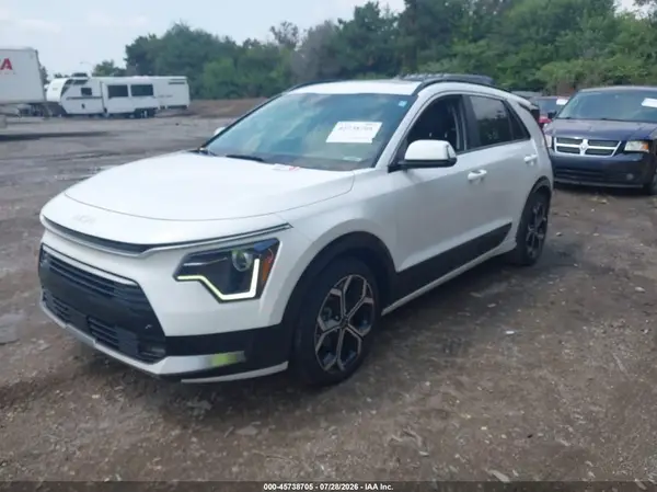 KNDCR3LEXR5143226 2024 KIA NIRO - Image 2