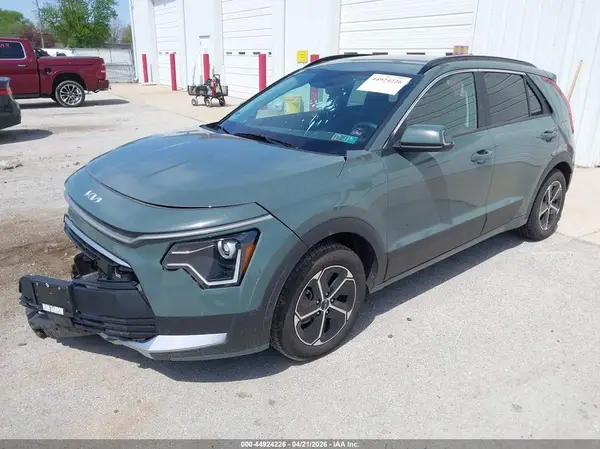 KNDCR3LEXR5149642 2024 KIA NIRO - Image 2