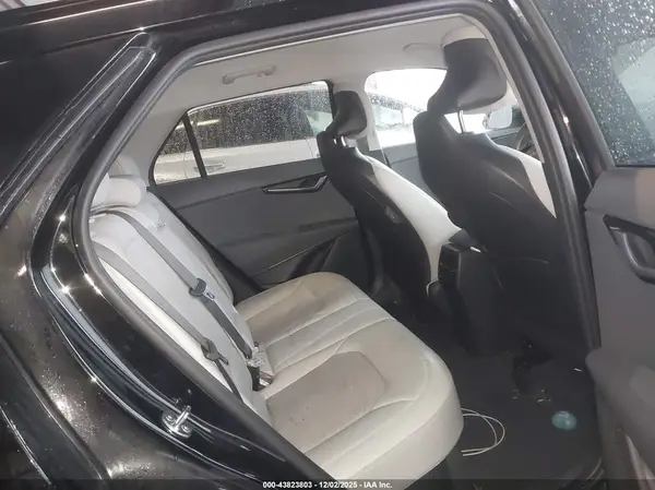 KNDCR3LEXR5155277 2024 KIA NIRO - Image 8