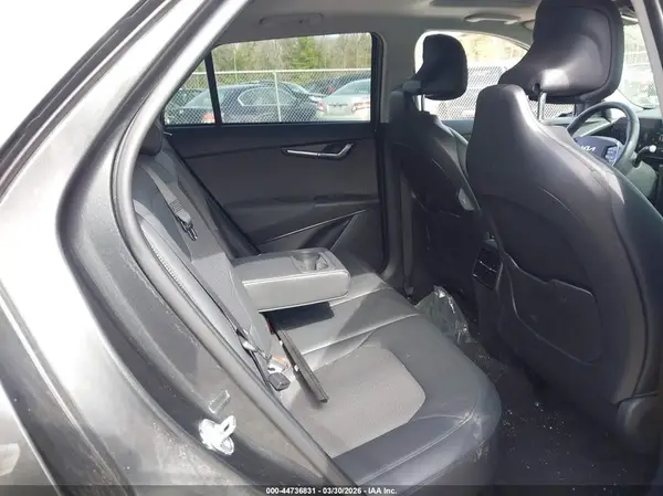 KNDCR3LEXR5155487 2024 KIA NIRO - Image 8