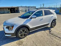 KNDCR3LEXS5265493 2025 KIA NIRO