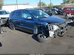 KNDCR3LF5P5074273 2023 KIA NIRO
