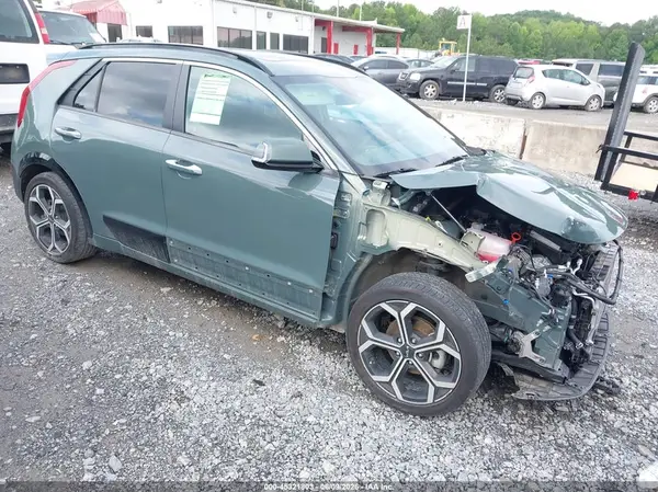 KNDCR3LF7P5068782 2023 KIA NIRO - Image 1