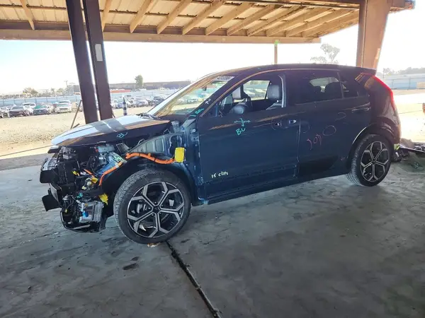 KNDCR3LF9P5086815 2023 KIA NIRO - Image 1