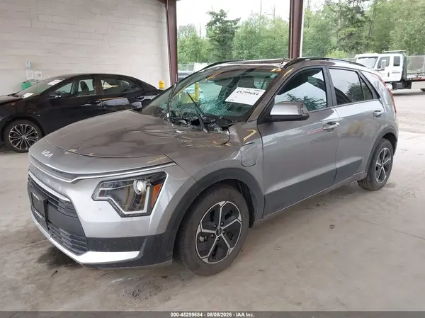 KNDCS3LF1S5265198 2025 KIA NIRO - Image 2