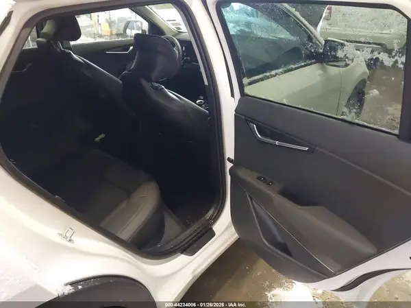 KNDCS3LF1S5290909 2025 KIA NIRO - Image 8