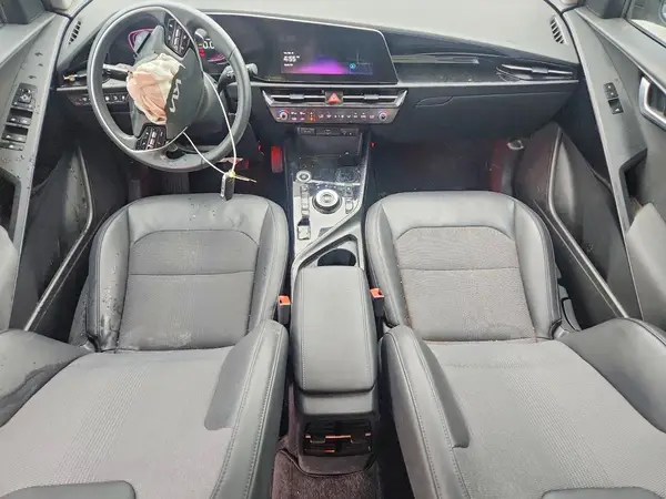 KNDCS3LF2P5077152 2023 KIA NIRO - Image 8