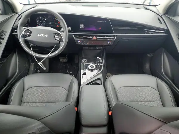 KNDCS3LF2S5308155 2025 KIA NIRO - Image 8