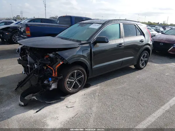 KNDCS3LF3S5309850 2025 KIA NIRO - Image 2