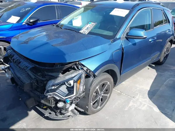 KNDCS3LF4P5049465 2023 KIA NIRO - Image 2