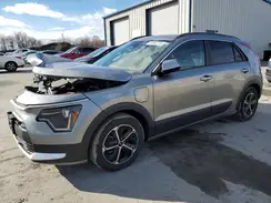 KNDCS3LF4P5099587 2023 KIA NIRO